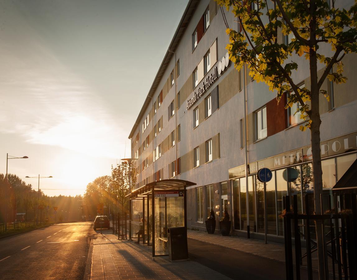 Attendo Park Hotell Huddinge Esterno foto