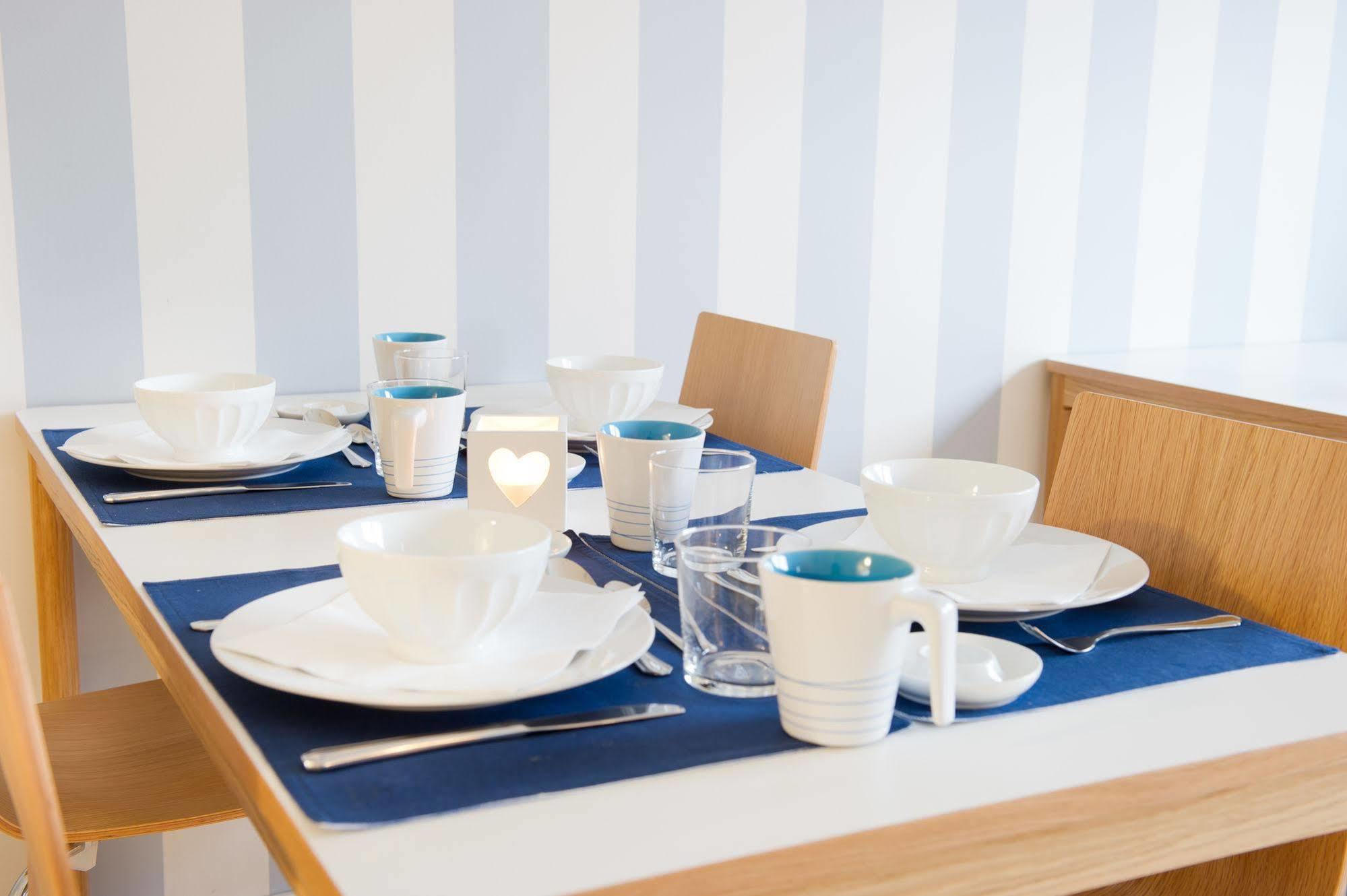 Attendo Park Hotell Huddinge Esterno foto