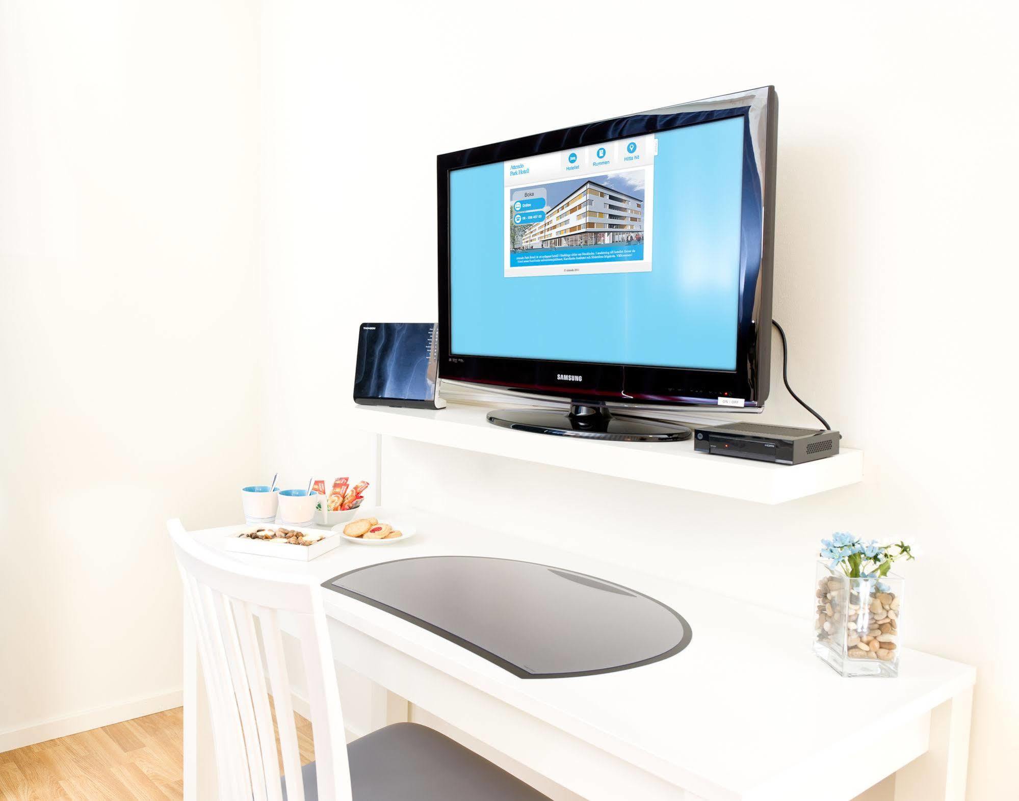 Attendo Park Hotell Huddinge Esterno foto