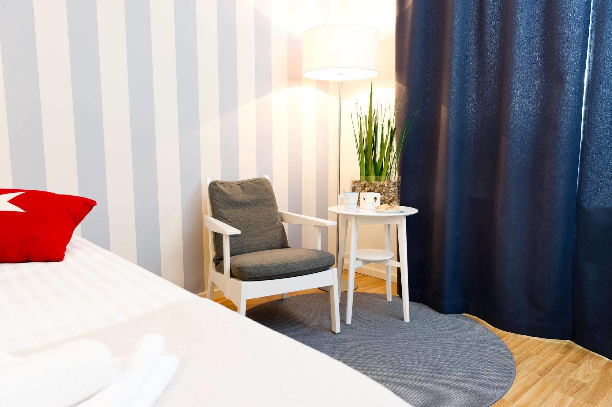 Attendo Park Hotell Huddinge Esterno foto